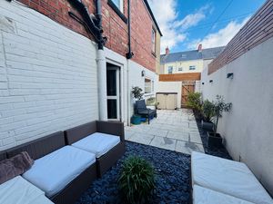 Photo 22- click for photo gallery